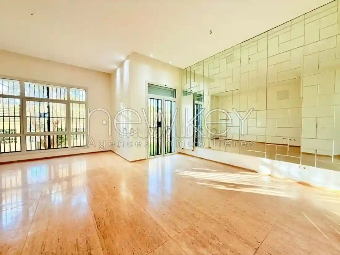 Appartement S3 Vide Avec Jardin au Lac 2 - Vue 3