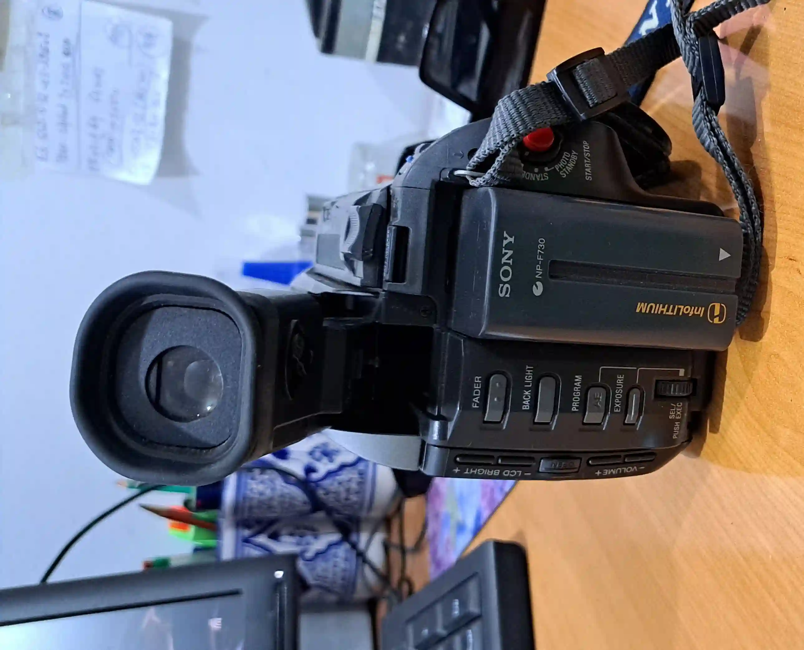 Camescope de Marque Sony à Hammam Sousse - Vue 2