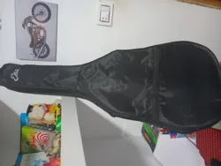 Guitare Neuf à Le Bardo