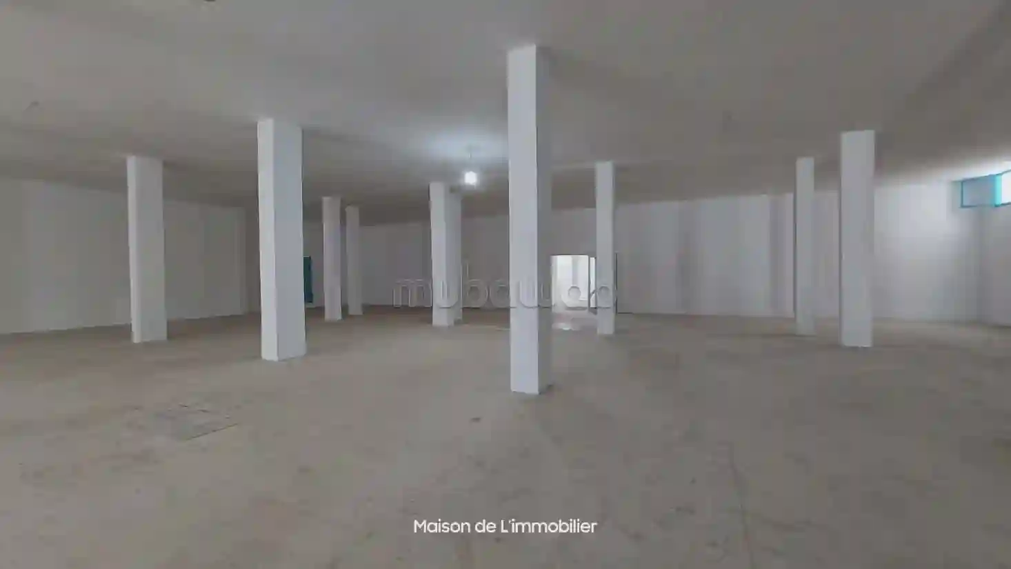 A Louer Dépôt 800m² Borj Louzir - Vue 3