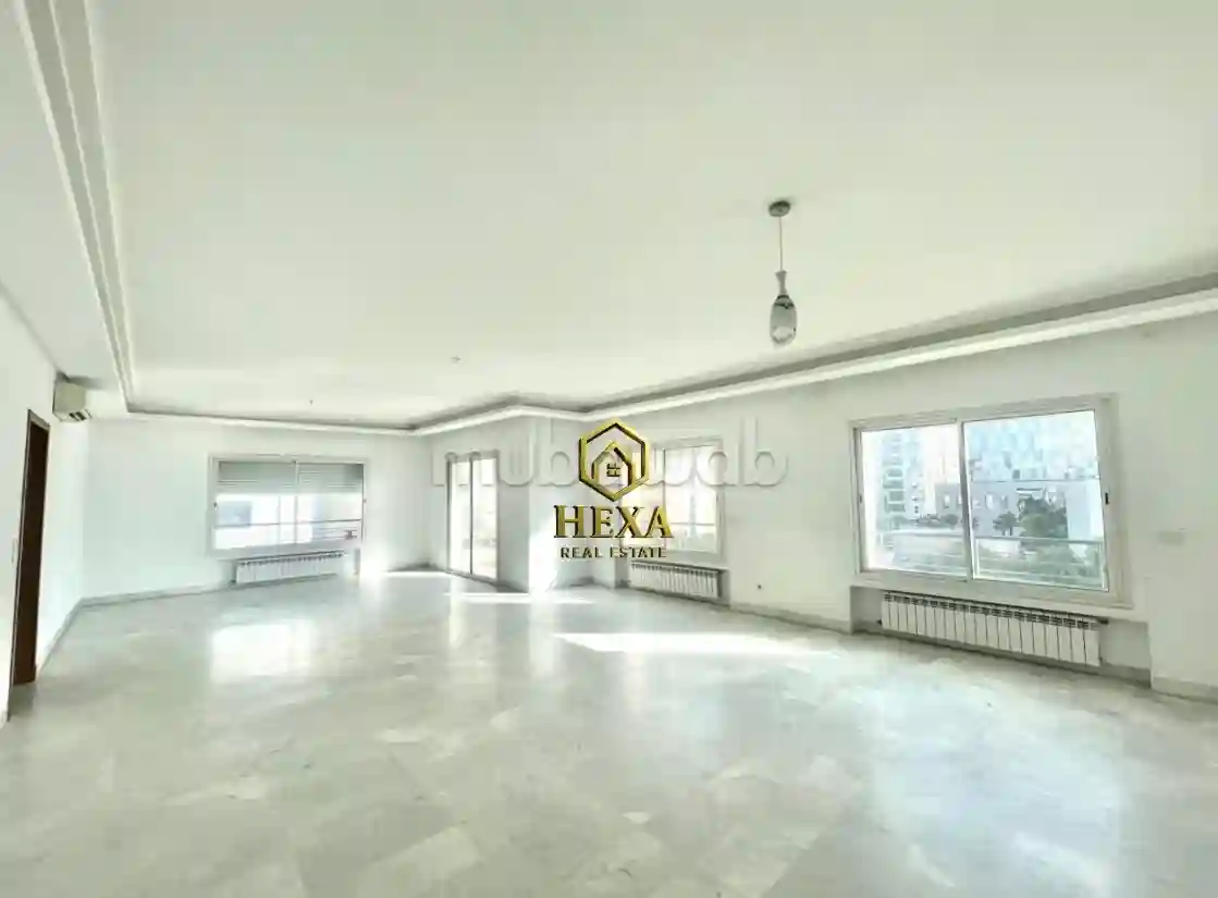 À Louer un S3 à Usage Bureautique LAC 2 - Vue 1