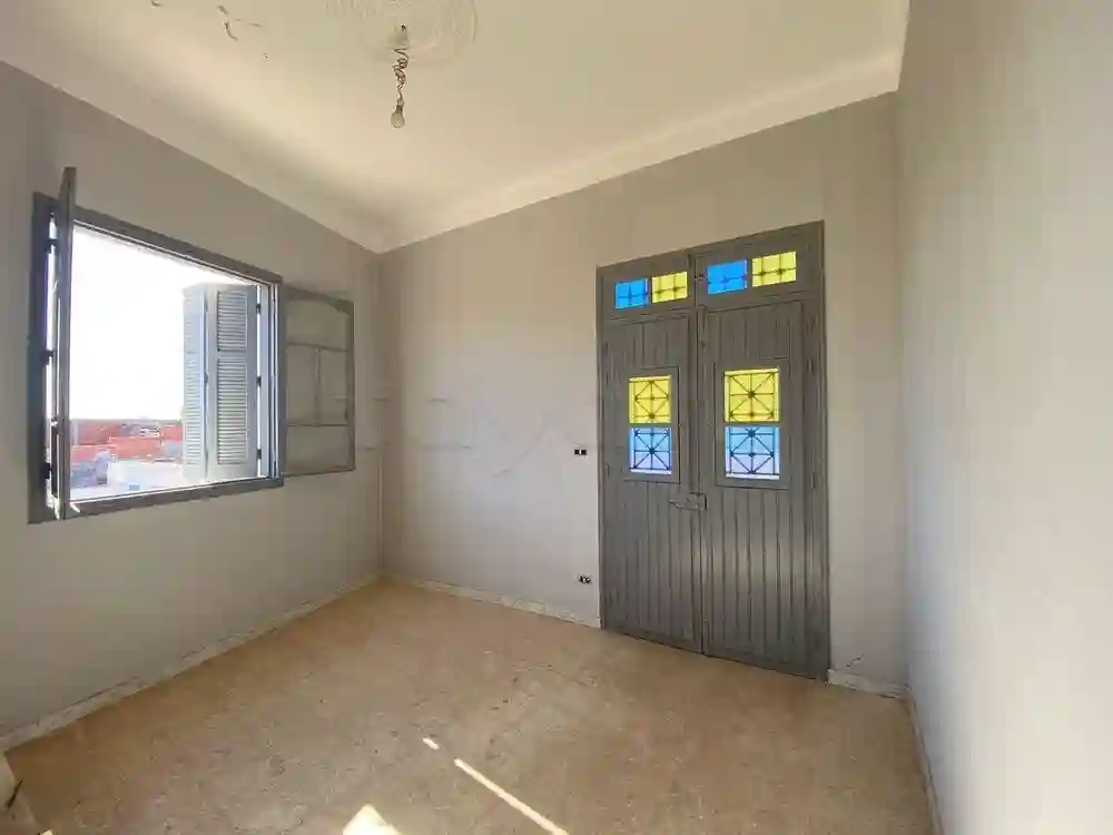 S+5 de 200m² Avec Garage - Vue 1