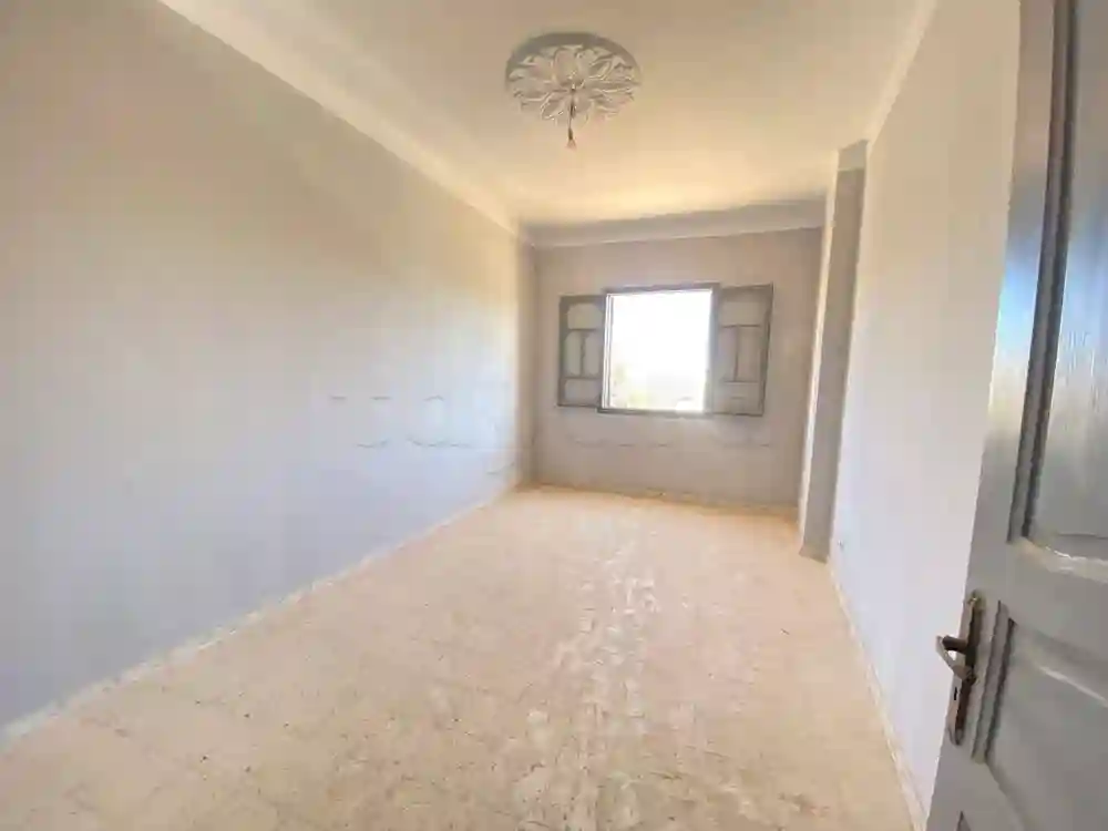 S+5 de 200m² Avec Garage - Vue 2