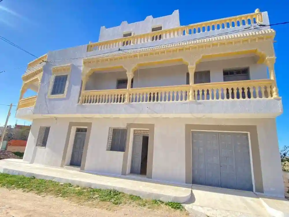 S+5 de 200m² Avec Garage - Vue 7