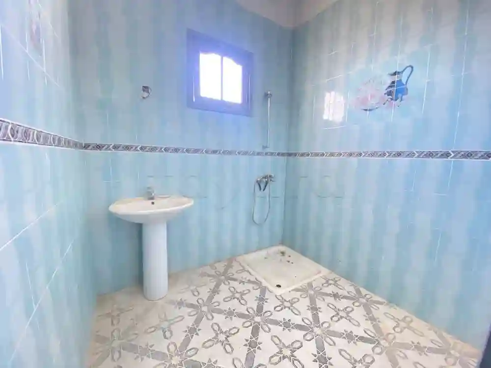 S+5 de 200m² Avec Garage - Vue 8