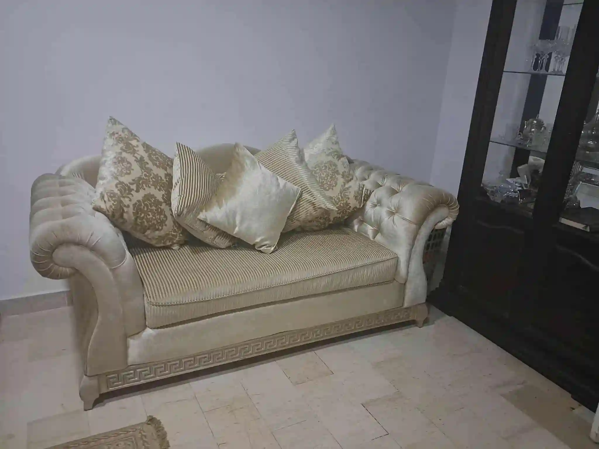 Salon Baroque 6 Places à Mannouba - Vue 3