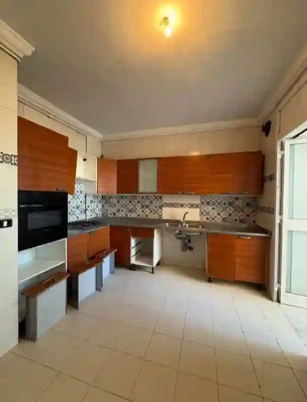 S3 Occasion Unique à Cite Ennasr 2 - Vue 4