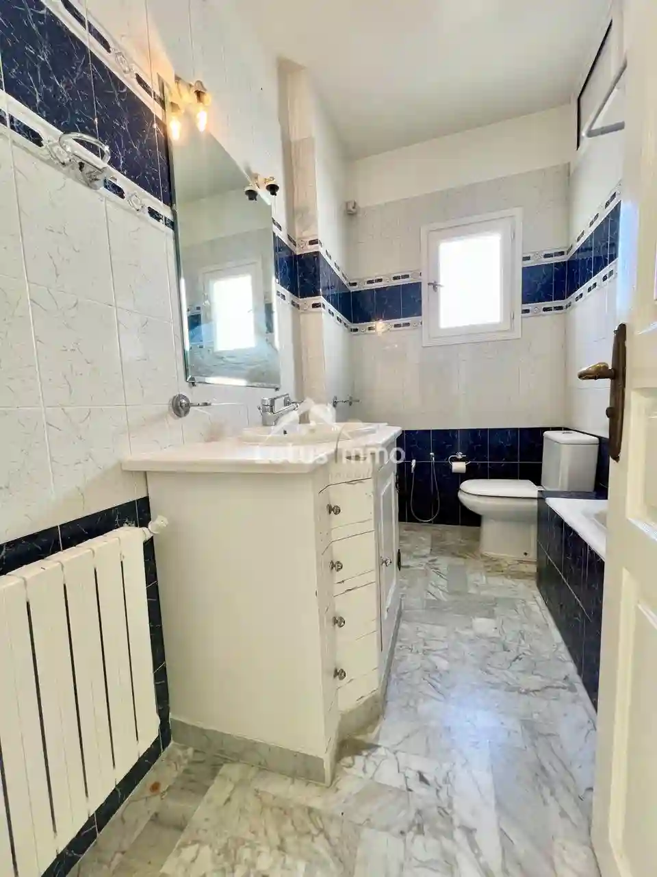 Appartement s4 à Ennasr 1 à Cite Ennasr 1 - Vue 2