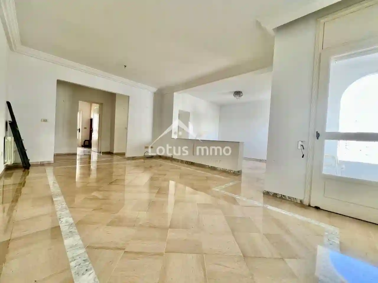 Appartement s4 à Ennasr 1 à Cite Ennasr 1 - Vue 4