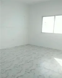 Villa Maison Entrée Indépendante et Deux Locaux à Ariana