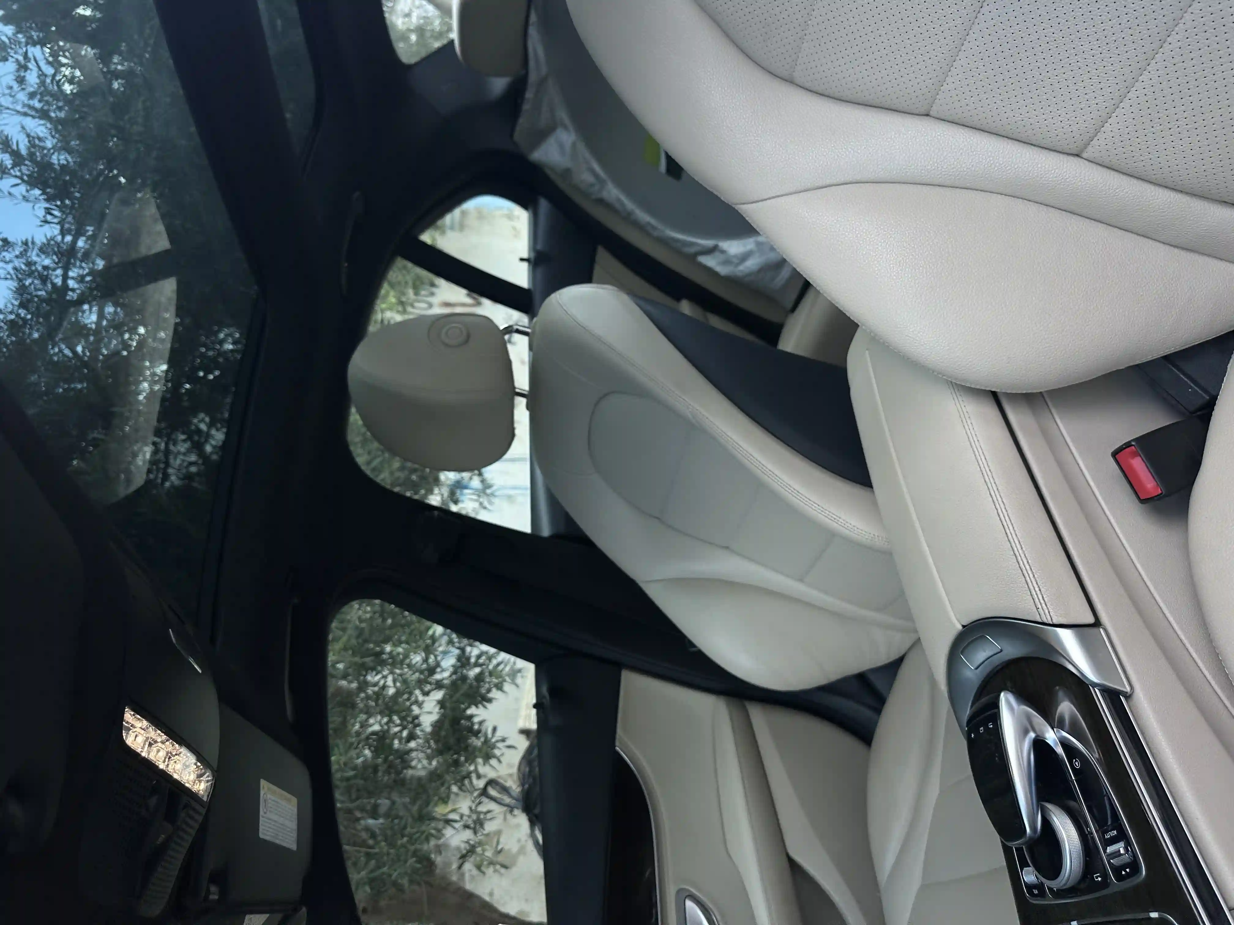 Mercedes Classe C - Vue 3