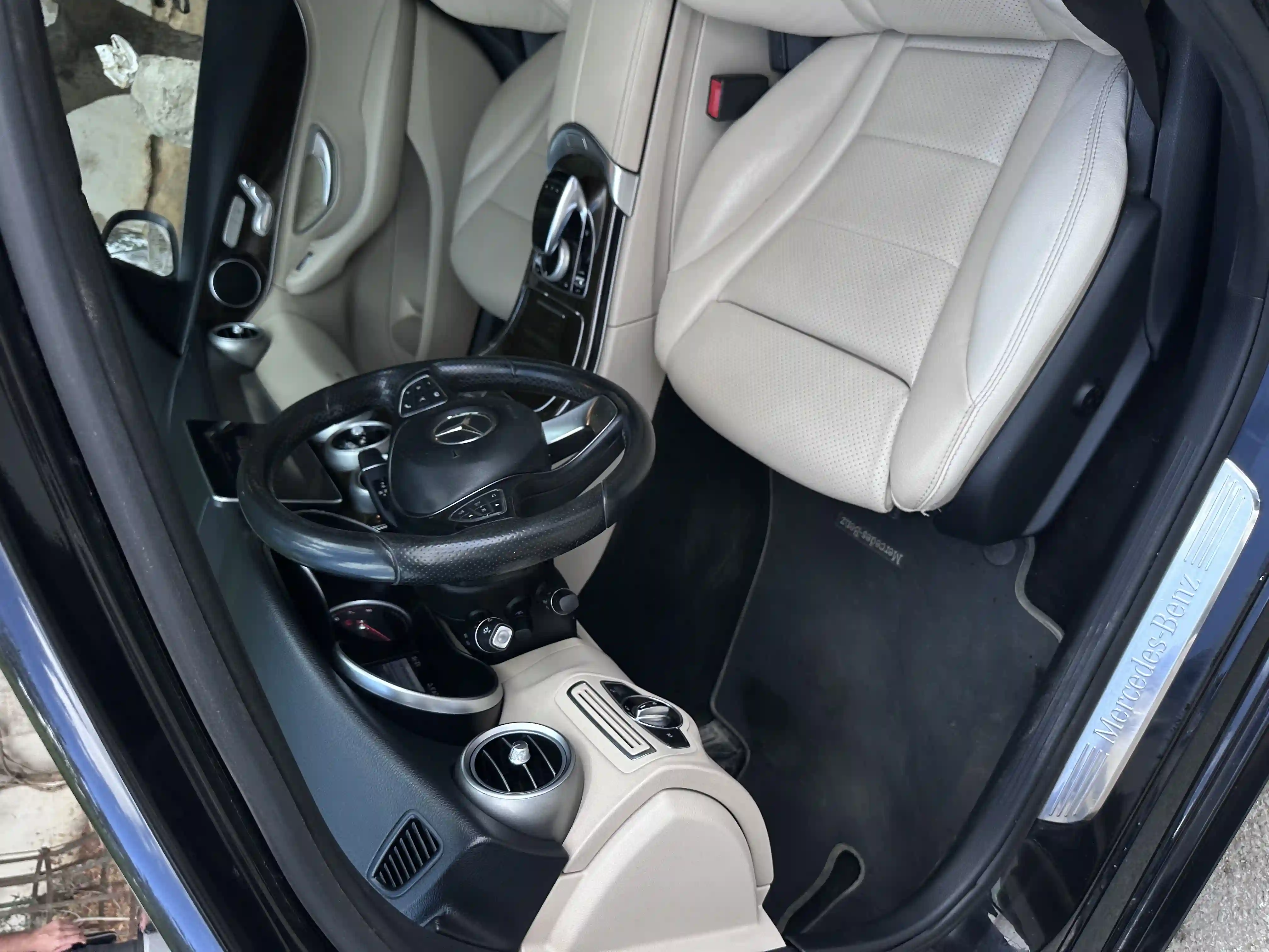 Mercedes Classe C - Vue 4