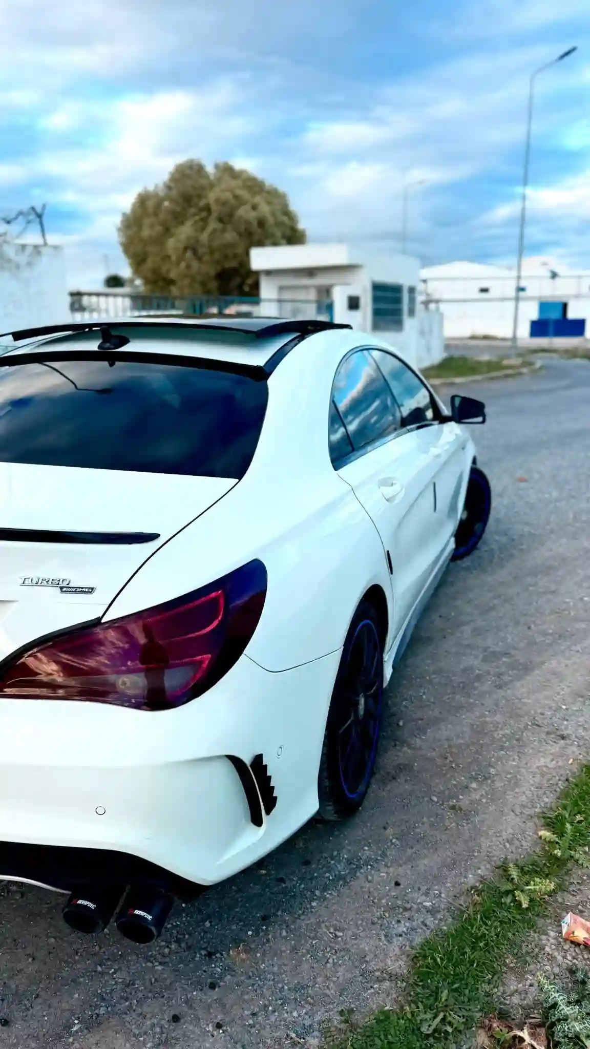 Mercedes Benz Cla200 amg à Residence Zahret El Mourouj - Vue 3