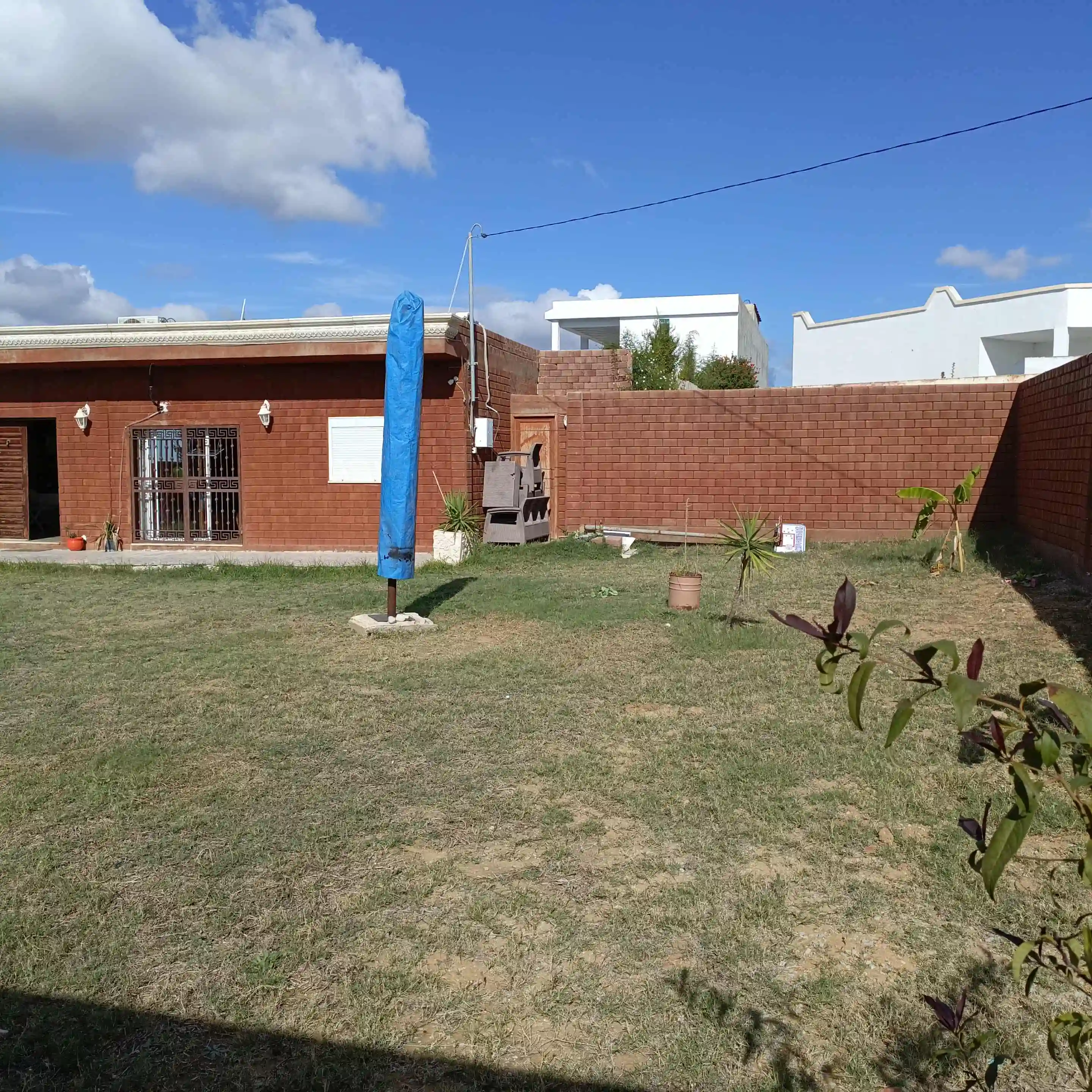 Av Maison de 500m Avec Piscine à Hammamet à Hammamet - Vue 2