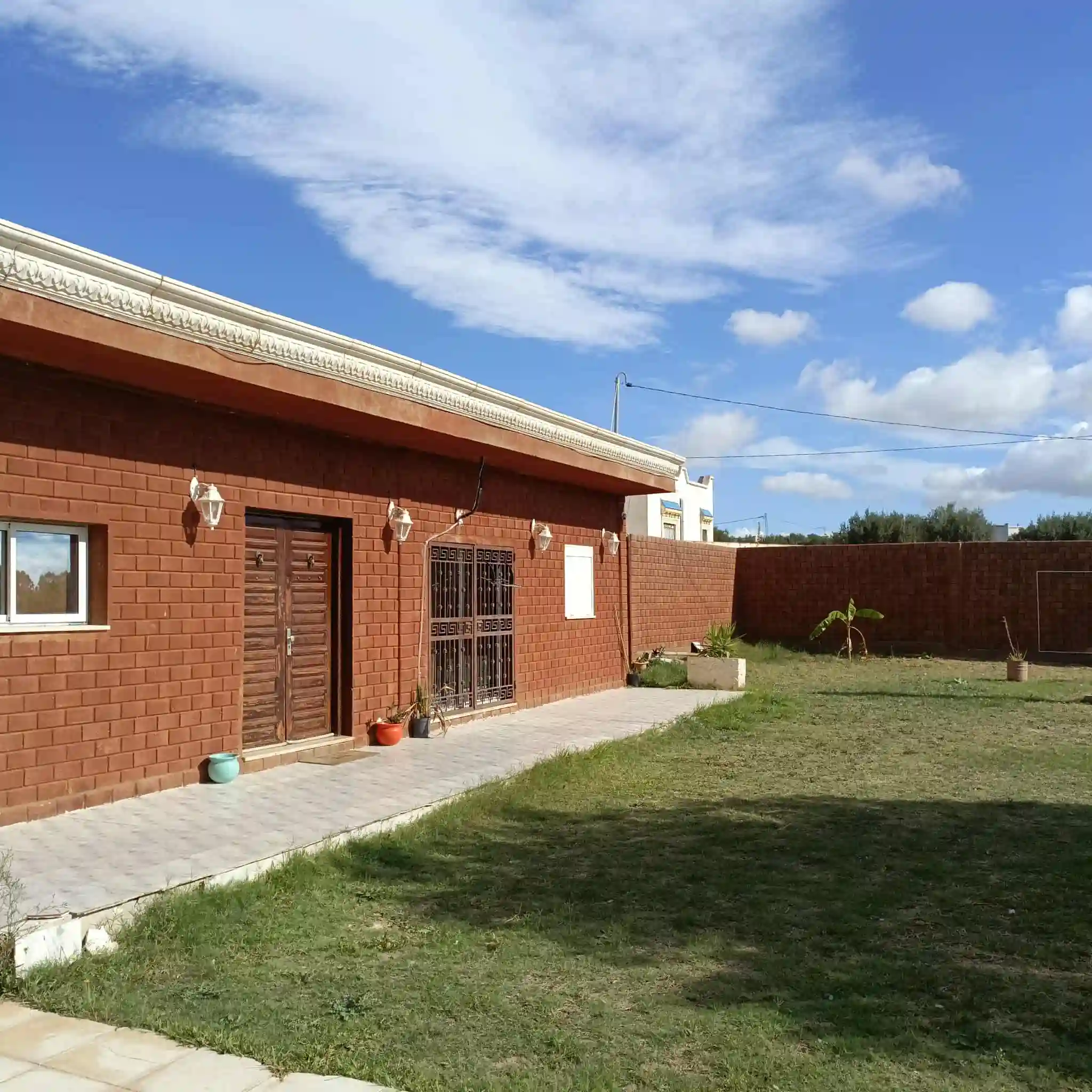 Av Maison de 500m Avec Piscine à Hammamet à Hammamet - Vue 3