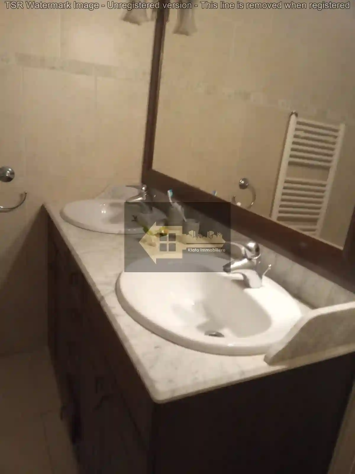 Ariana Cite el Mostakbal Escale vnt Villa à Riadh Landlous - Vue 2