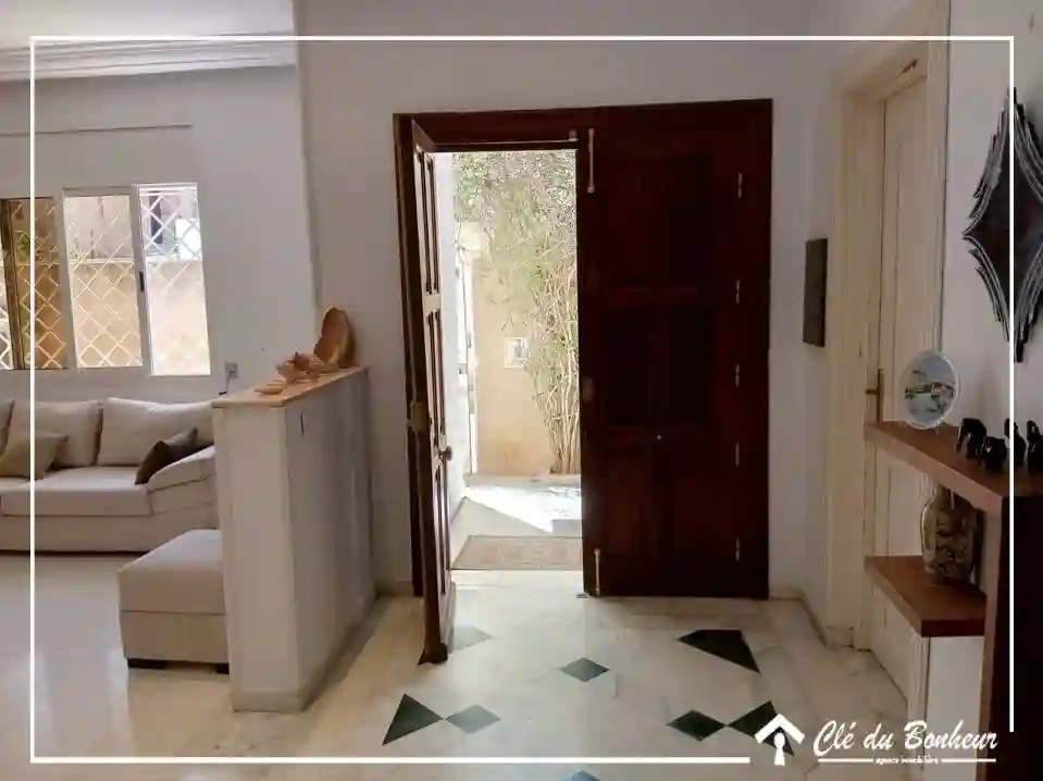 Maison Plain Pied Spacieux à Cite El Ghazala 1 - Vue 1