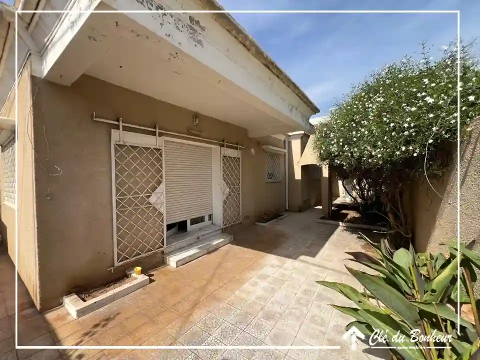 Maison Plain Pied Spacieux à Cite El Ghazala 1 - Vue 2