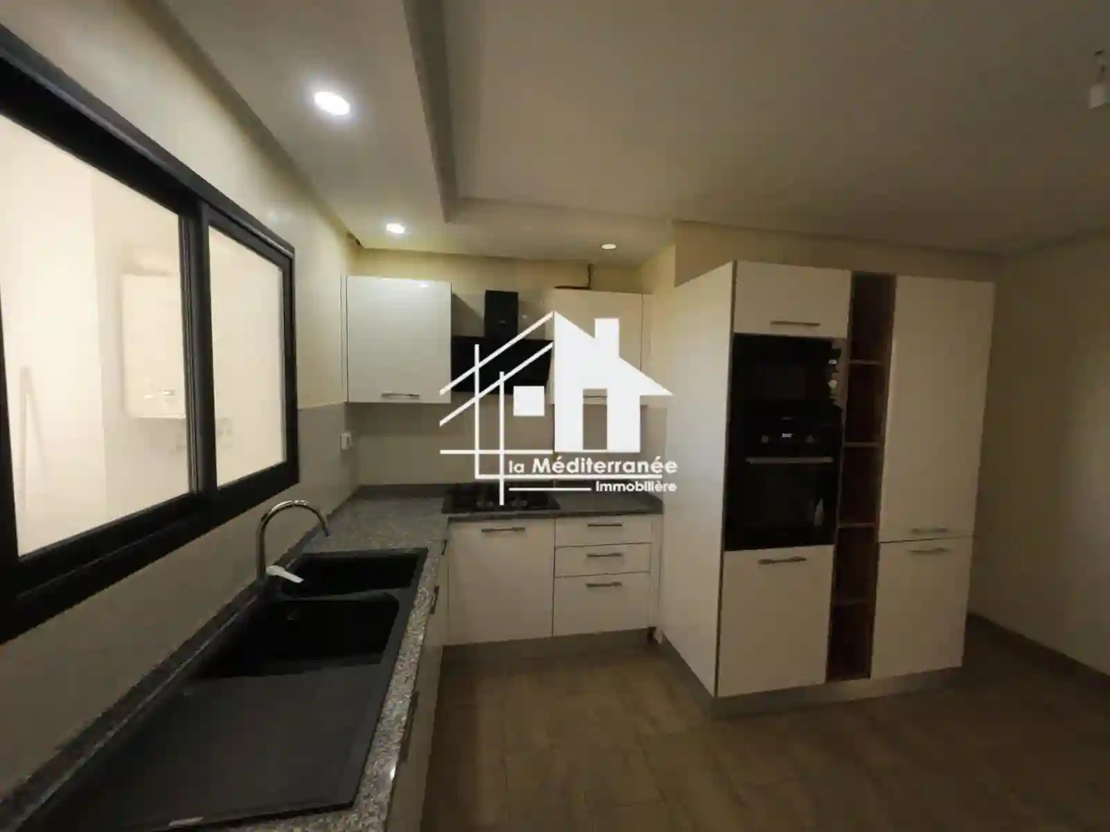 Un Appartement s3 hst à Manouba à La Mannouba - Vue 2