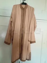 جلابة و سروال مغربية