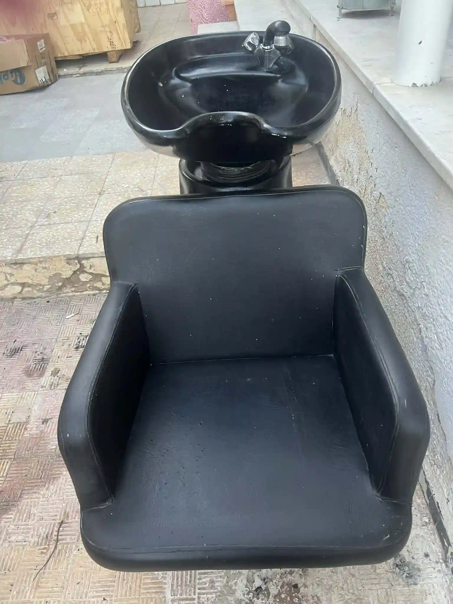 Lave Tete Pour Coiffeur à Gafsa Sud - Vue 2