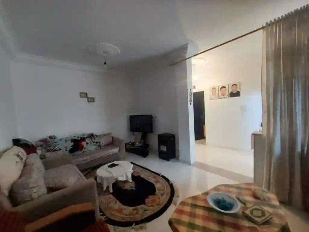 À Vendre Maison r+1 Récemment Construite à Fouchena Avec Rezde - Vue 1