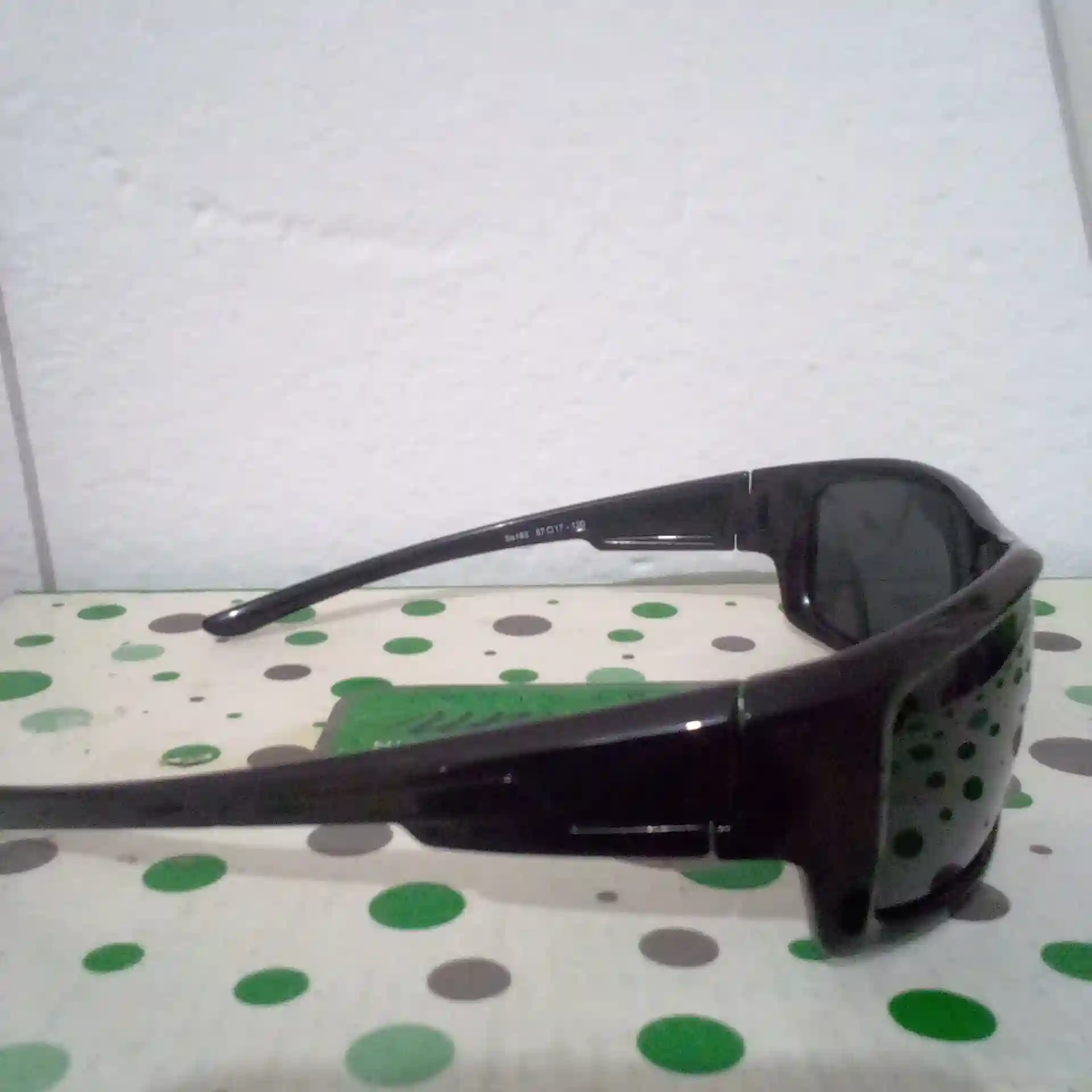 Lunettes a 180 dt à Hammam Chatt - Vue 1