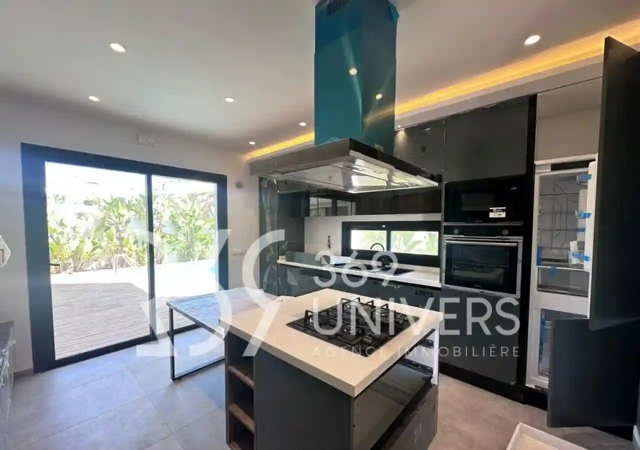 Triplex Avec Piscine à Gammarth ref Sh025 à Gammart - Vue 2