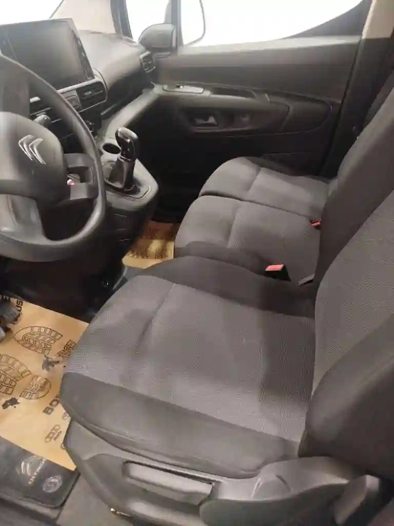 Citroen Berlingo k9 - Vue 6