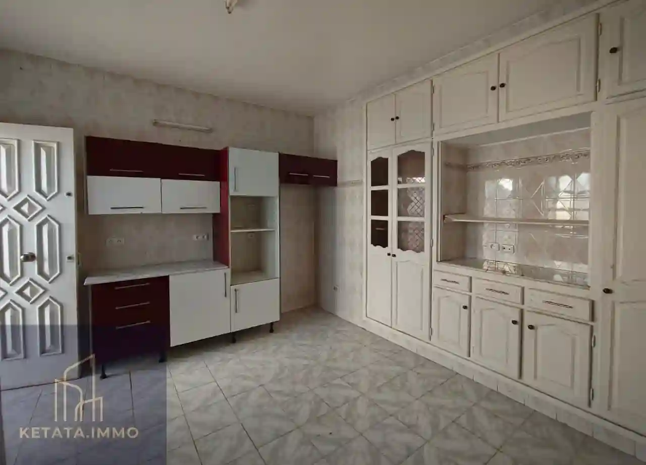 La Ghazelle vnt Villa ref Youssef à Cite El Ghazala 1 - Vue 3