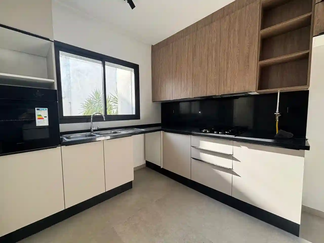 Appartement s3 Neuf à Chotrana 1 à Chotrana 1 - Vue 4