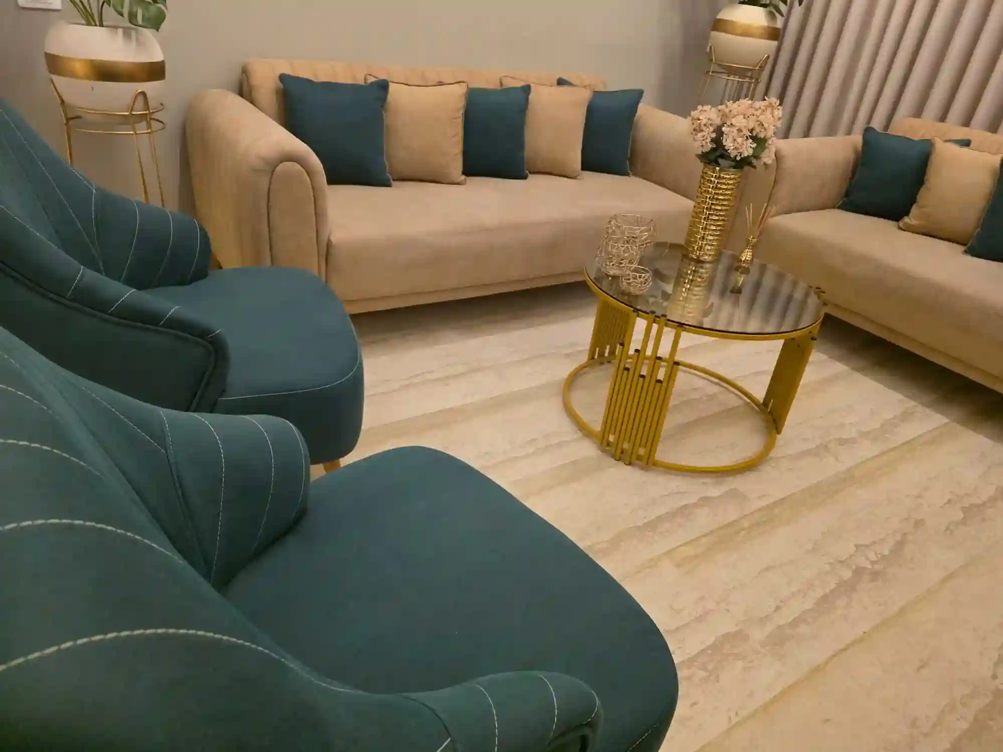 Salon Chic à Sfax 29 212 338 - Vue 1