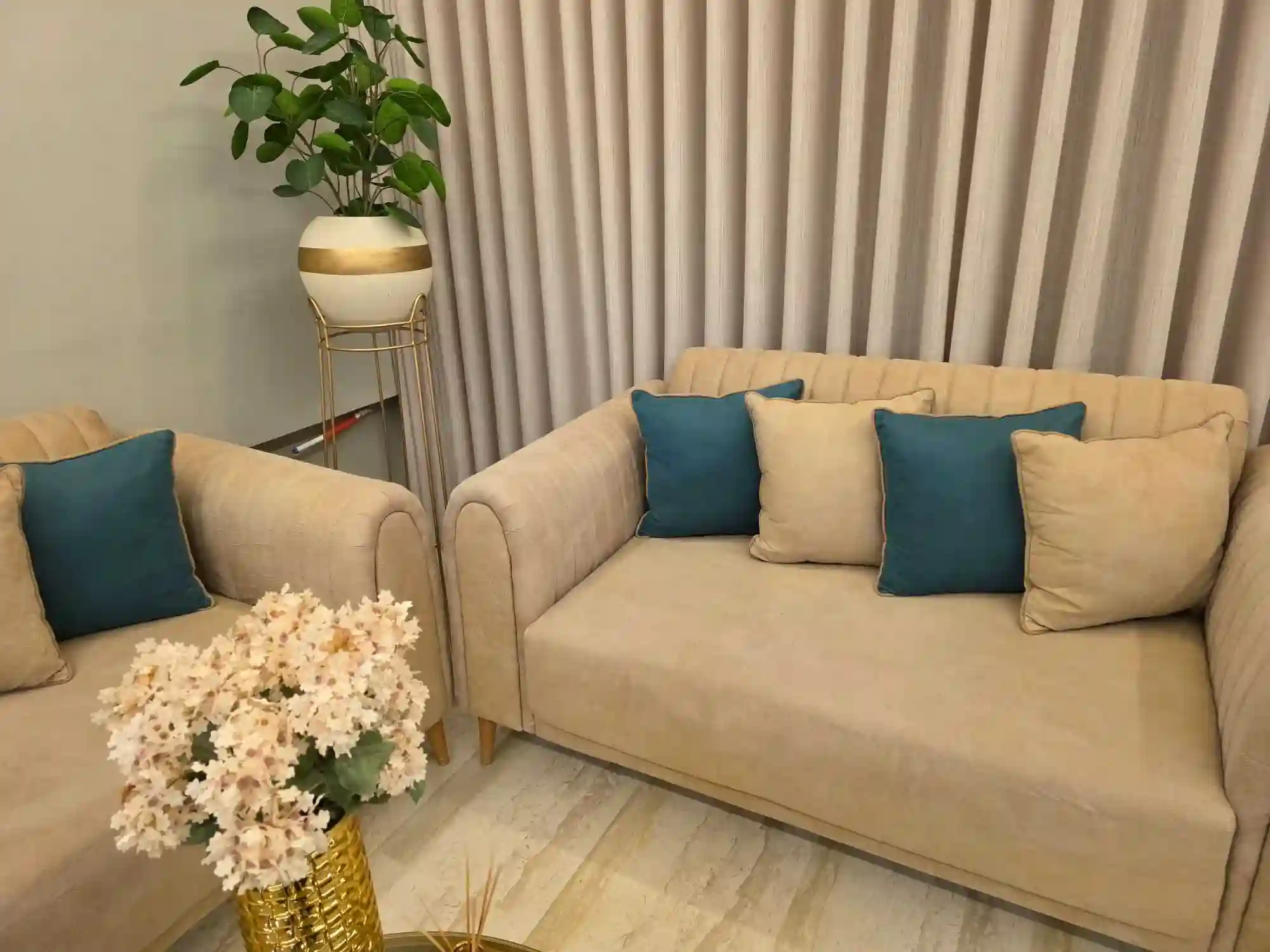 Salon Chic à Sfax 29 212 338 - Vue 2