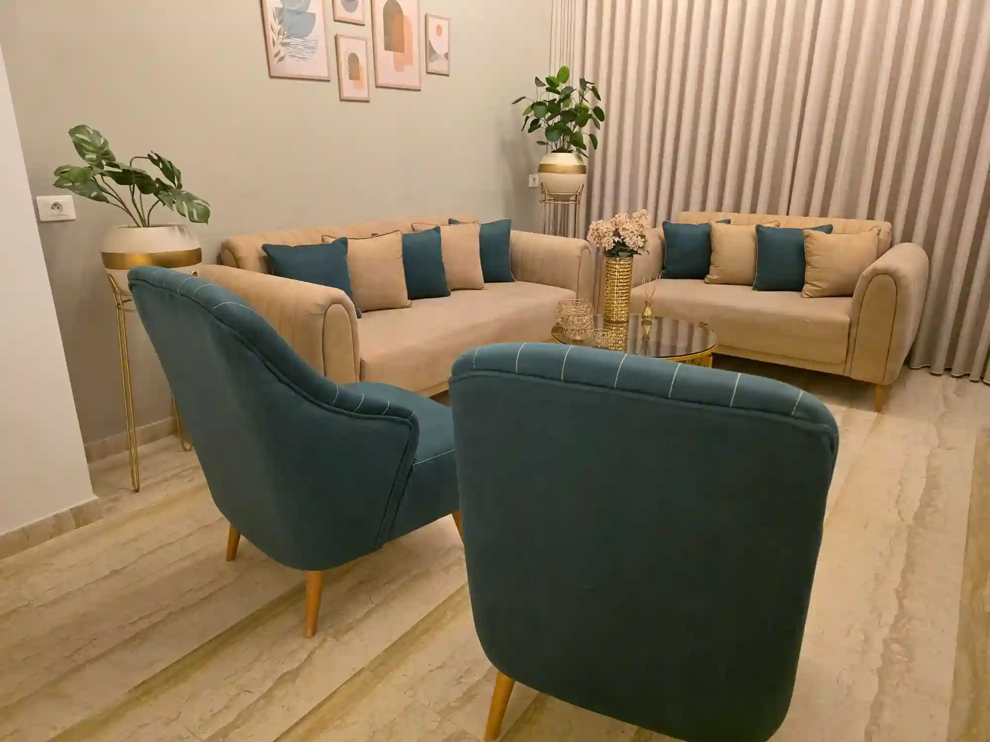 Salon Chic à Sfax 29 212 338 - Vue 3