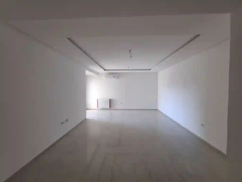 Appartement s+2 Haut Standing – 10955 m² – 5ème Étage – Parking - Vue 2