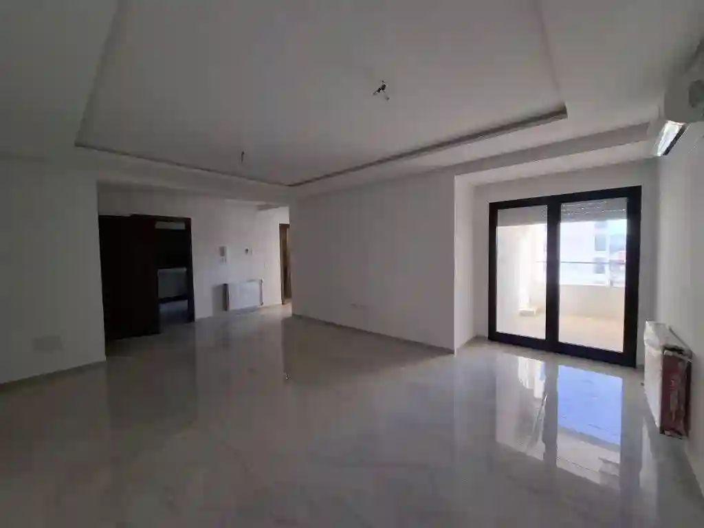 Appartement s+2 Haut Standing – 10955 m² – 5ème Étage – Parking - Vue 5