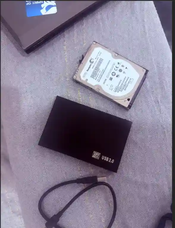 PC Dell & 2 Disques Durs & Lecteur Disque dur - Vue 3