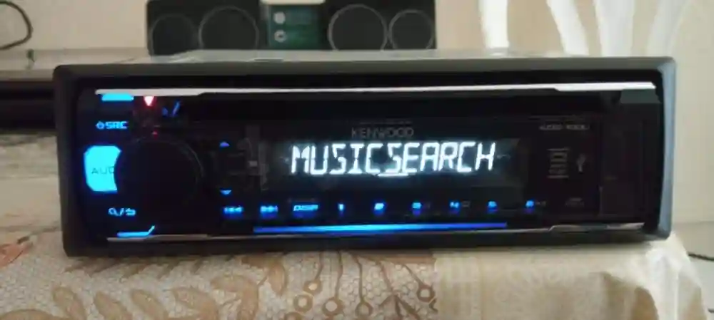 Poste Kenwood Importer 💶 - Vue 1