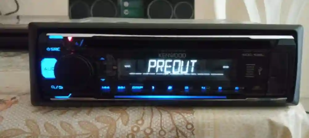 Poste Kenwood Importer 💶 - Vue 2