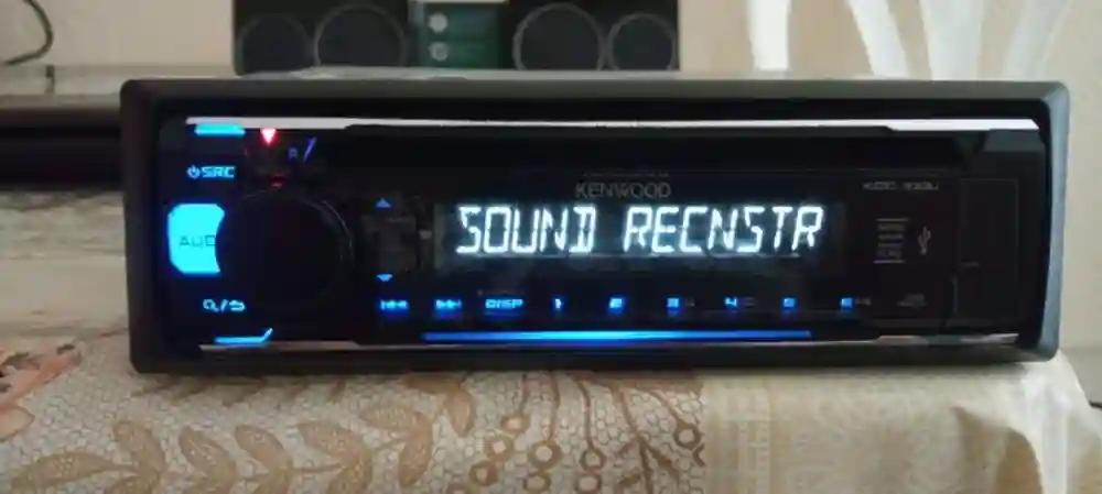 Poste Kenwood Importer 💶 - Vue 3