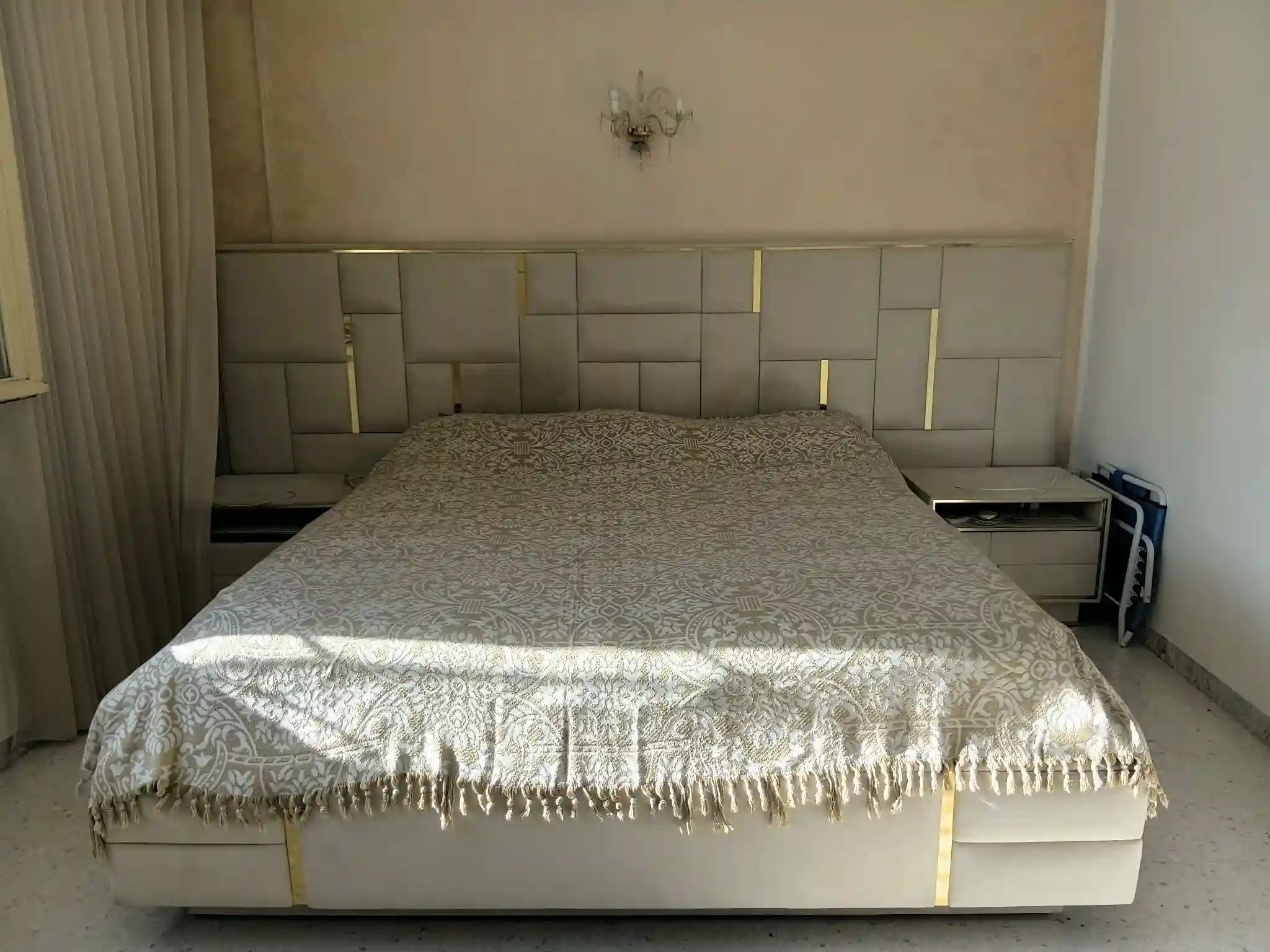 Chambre a Coucher à Ariana Ville - Vue 2