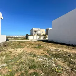 Av Terrain 375 m2 à Borj Cedria