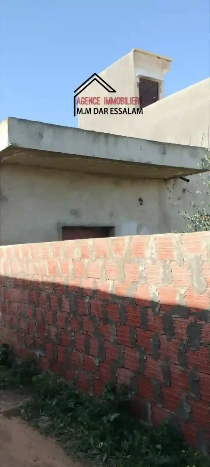 Deux Garages Près de Toutes Commodités - Vue 3