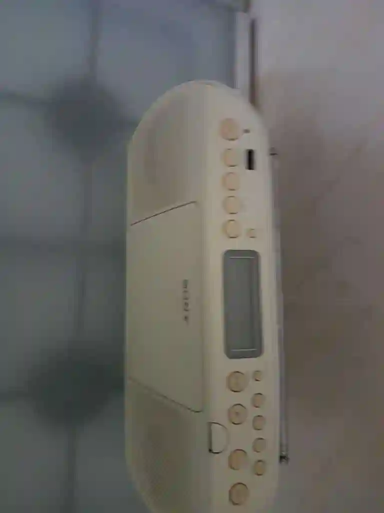 Poste Sony Boom box - Vue 4