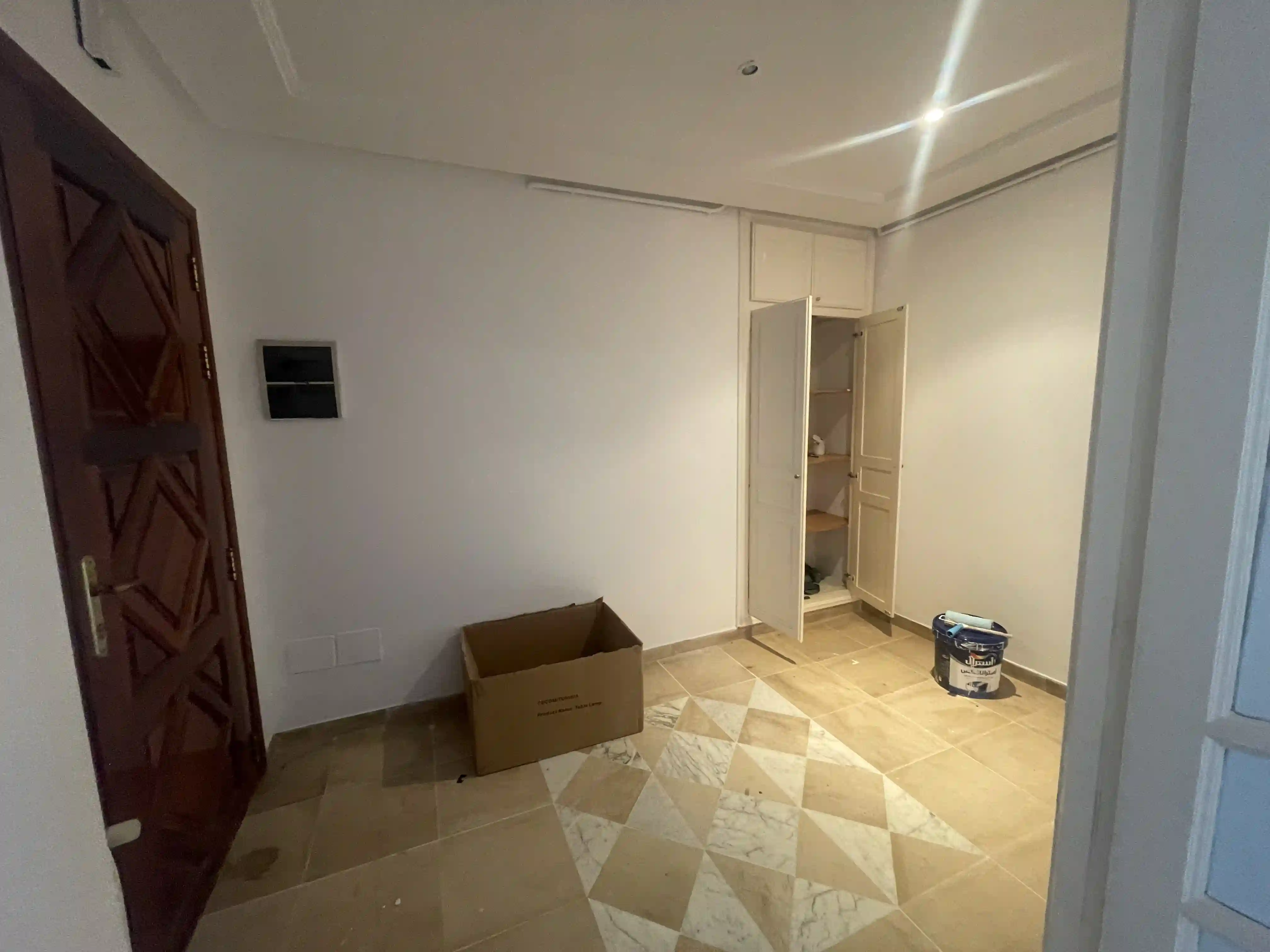 Appartement à Ennaser à Cite Ennasr 2 - Vue 3