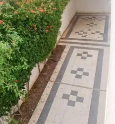 Menzah 8 Villa s3 Avec Jardin et Garage à El Menzah 8