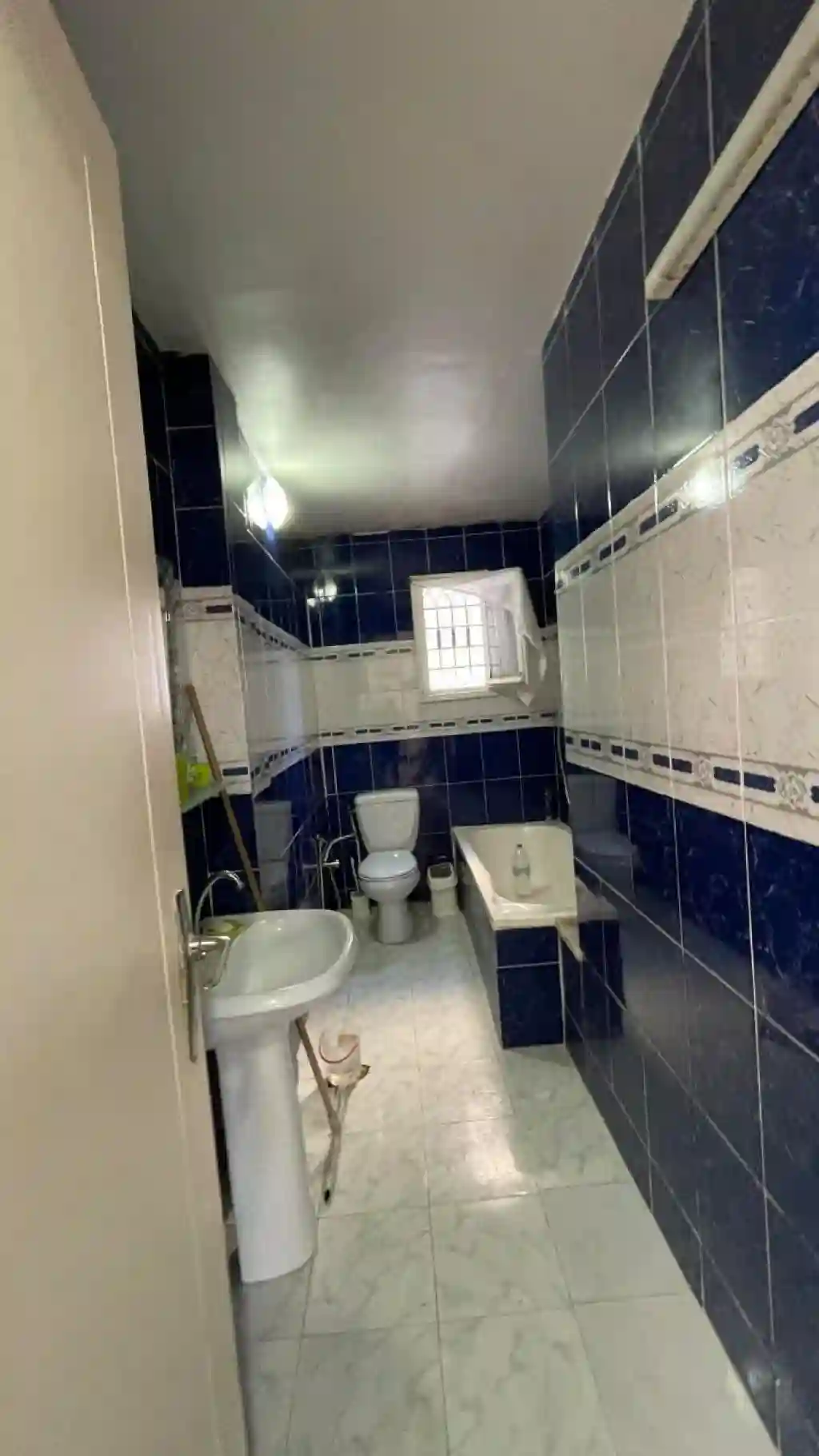 Villa D’angle à Fouchana 340m² Bâtis sur 170m² Terrain – Idéal ha - Vue 1