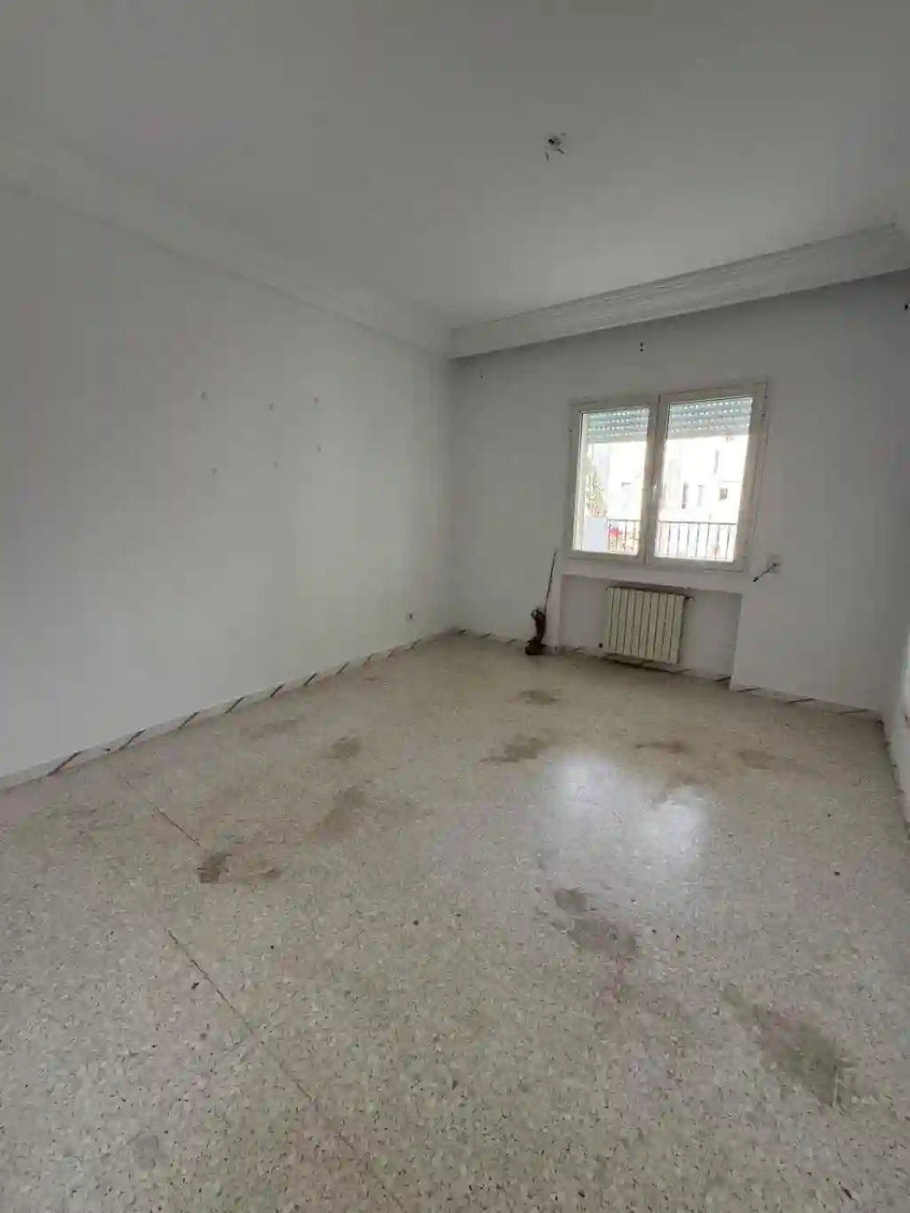 À Vendre Appartement s+3 125m² à Ezzahra – Quartier Calme et Stra - Vue 1