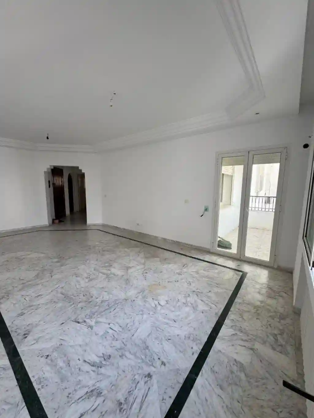 À Vendre Appartement s+3 125m² à Ezzahra – Quartier Calme et Stra - Vue 2