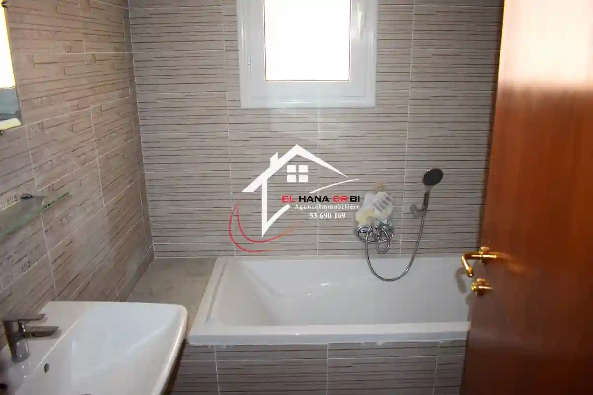 à Louer s+2 sur la Route Principale Borj Arif Pour Toute L’année - Vue 9